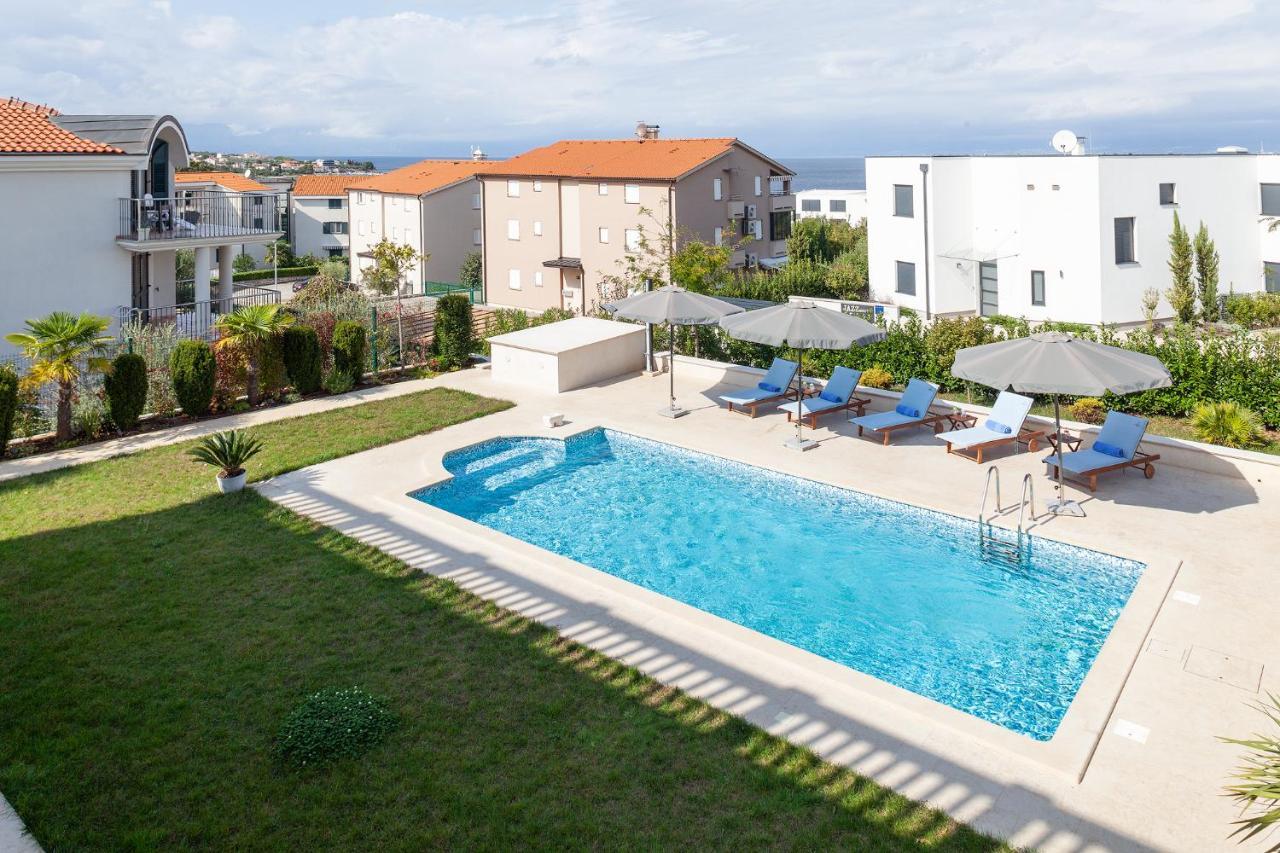 Luxury Apartments Vila Carissa มาลินสกา ภายนอก รูปภาพ