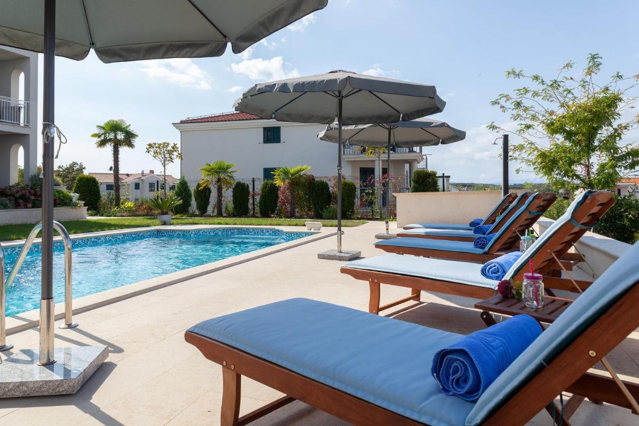 Luxury Apartments Vila Carissa มาลินสกา ภายนอก รูปภาพ